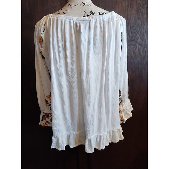 Liv Los Angeles Womens Medium Gauze Top White Embroidered Floral Boho Peasant - Picture 2 of 6